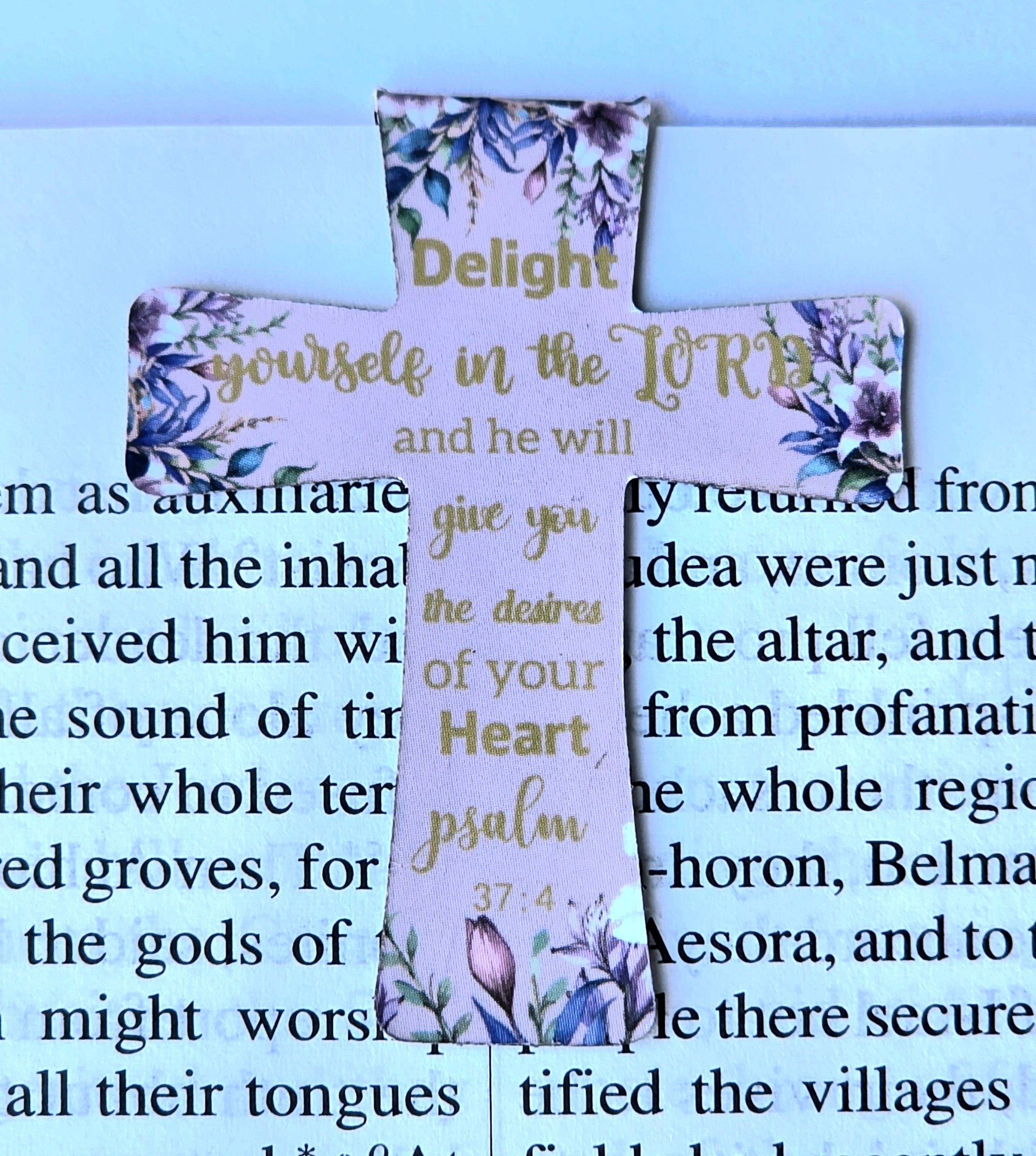 Magnetic Cross Bookmark Set (3 assorted in a set)